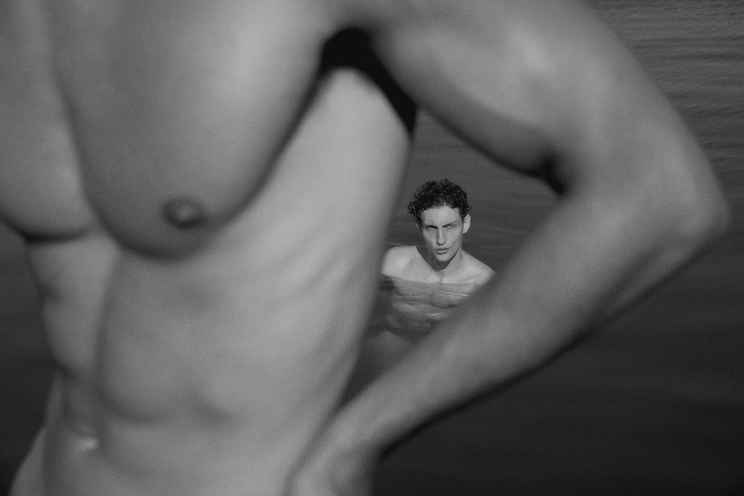 B&W, Watching — Eli Samuel photography