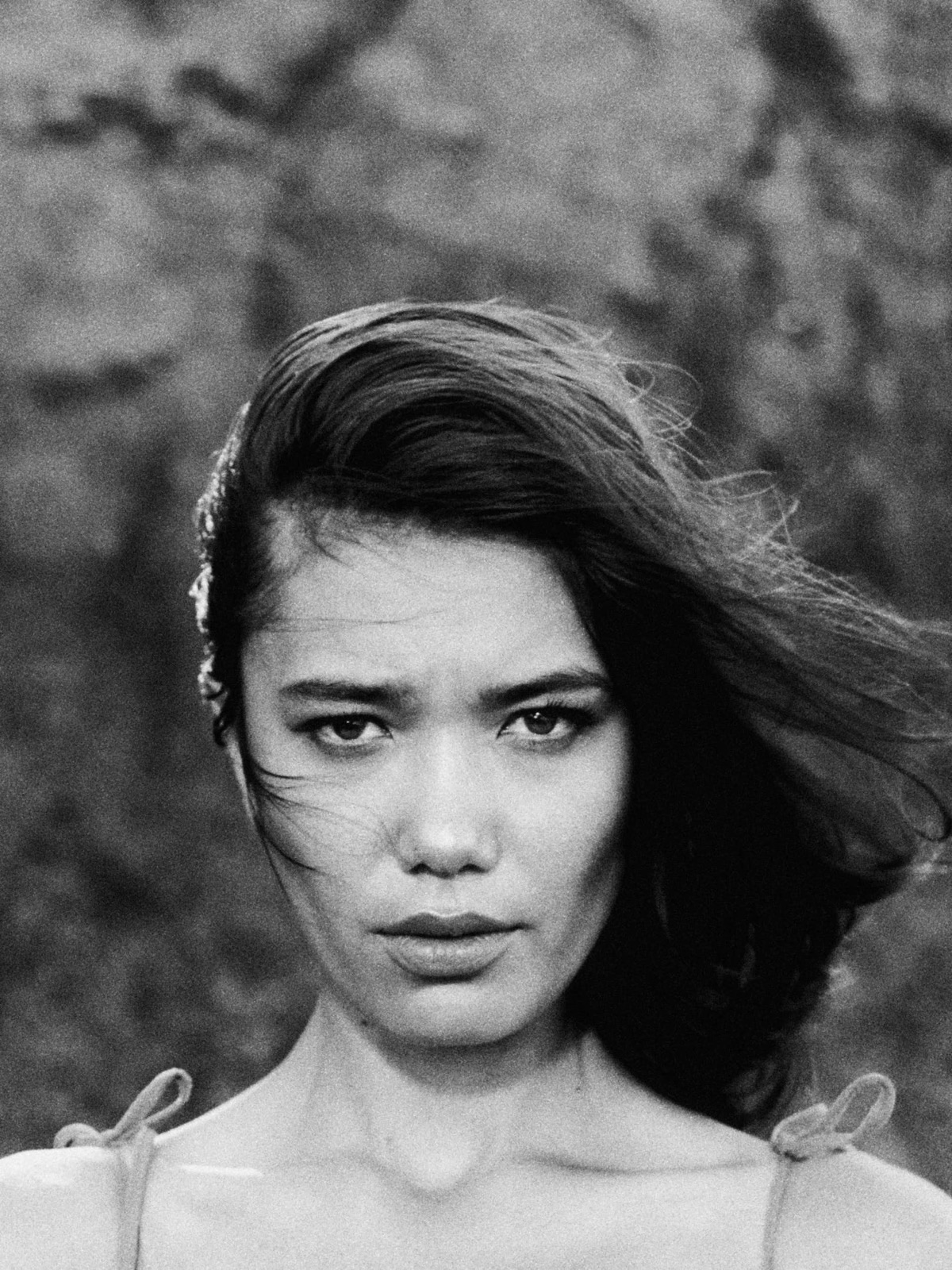 Windswept Portrait, Black and White — Eli Samuel photography
